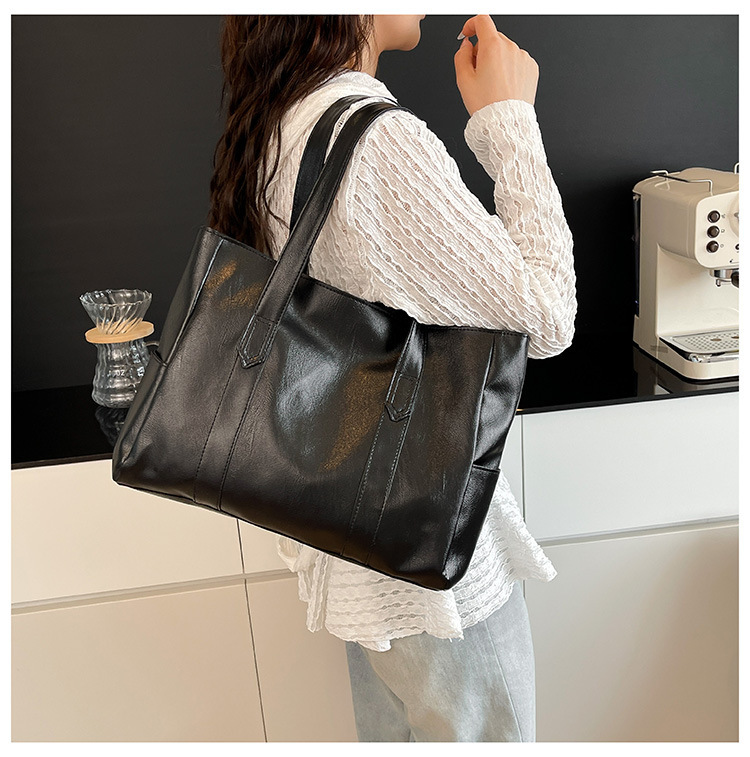 Shoulder Handbag Crossbody Bag With Mirror Large Capacity Storage 38 1330d018 696d 4e2c 8cd4 fa4a94c69609