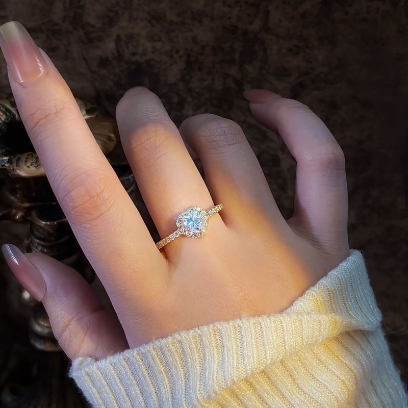 Fashionable Casual Heart-shaped Ring For Women