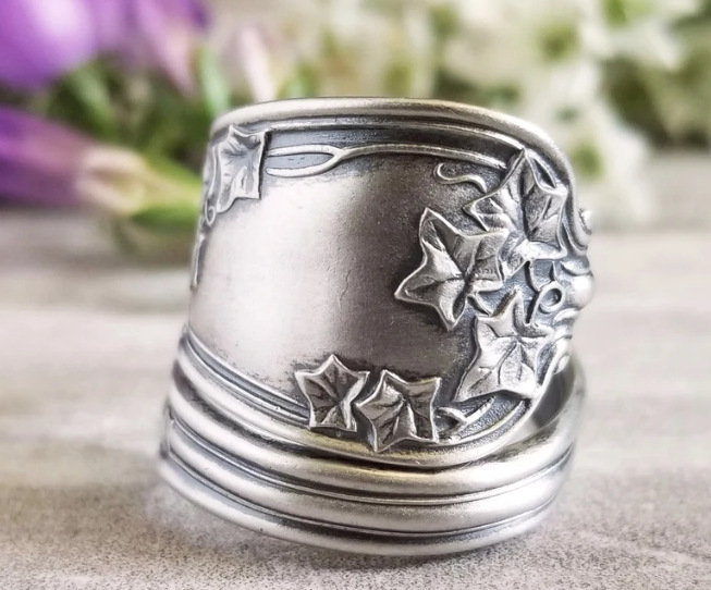 Women's Ring Retro Exaggerated Creative Personality