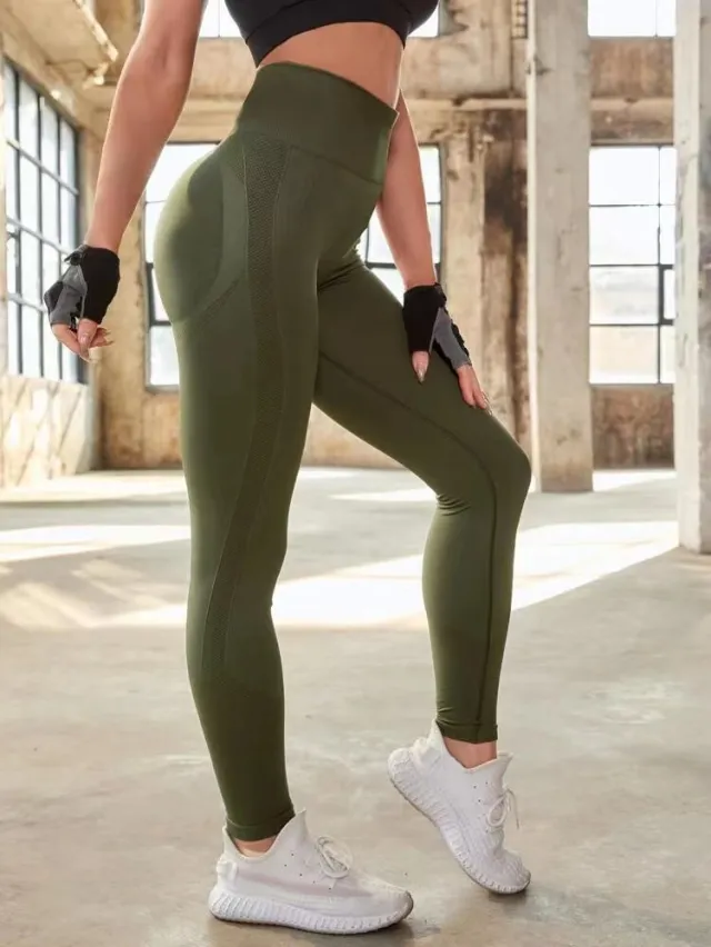 Seamless Dot Peach Hip Yoga Hip Lifting Skinny Workout Pants Army Green - Shop at LoveMi