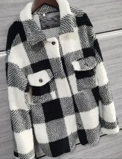 Women's Long-sleeved Double-pocket Plaid Furry Coat - Black - View 1