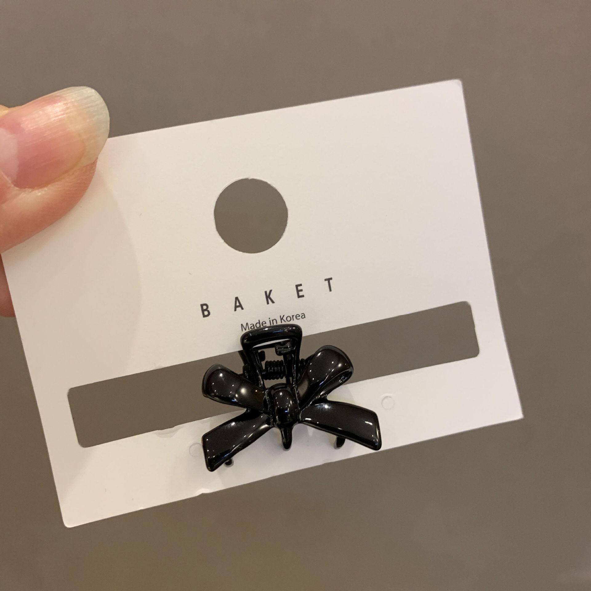 Candy-colored Metal Hair Clip With A Bow - Image 8