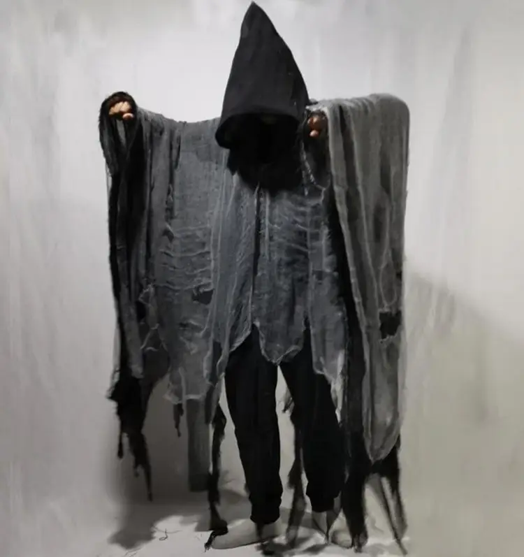 Tattered Ghost Robe, photo 4