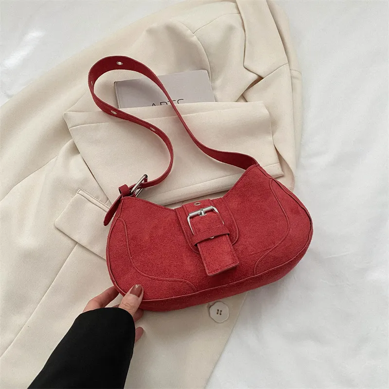Fashion Trendy Textured One-shoulder Handbag - Red