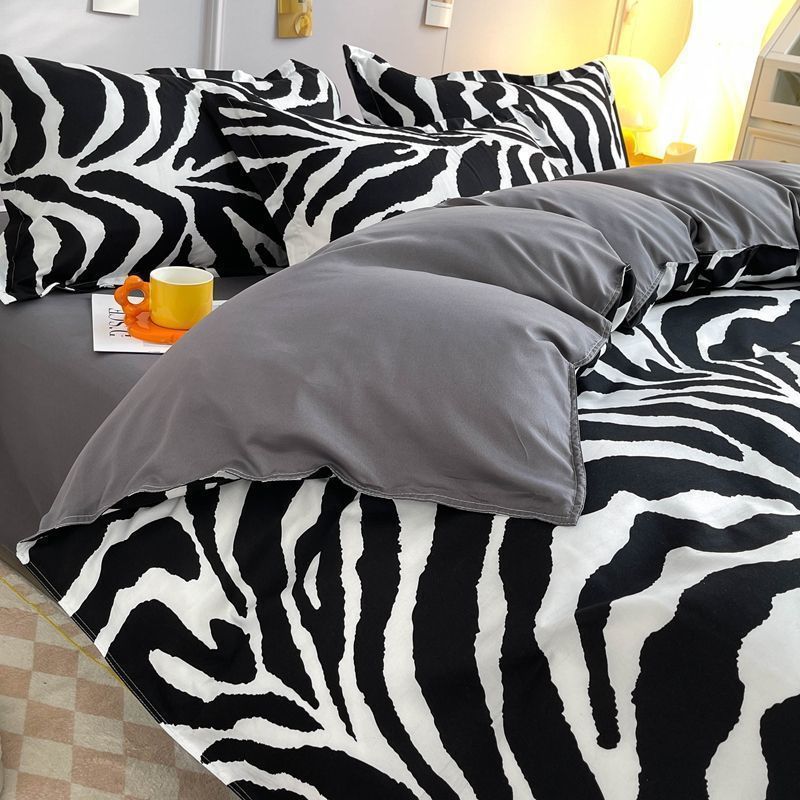 Pastoral Style Fresh Bed Sheet And Duvet Cover Four-Piece Set Washable