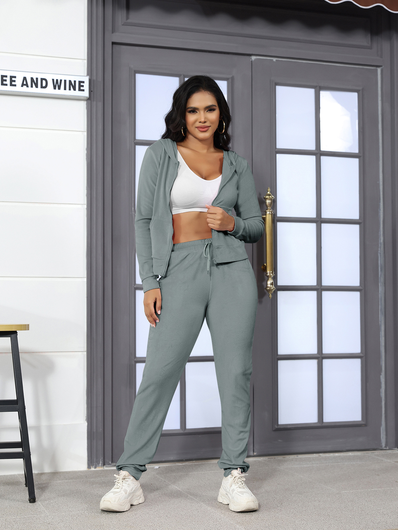 Stylish Casual Two-Piece Set With Golden Mink-Like Fleece And A Hood 14674c31 C0e6 4fb0 Beb8 6d05a6b62396