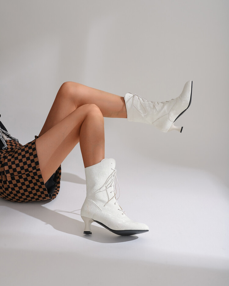 Women’s Pointed-Toe Kitten-Heel Boots