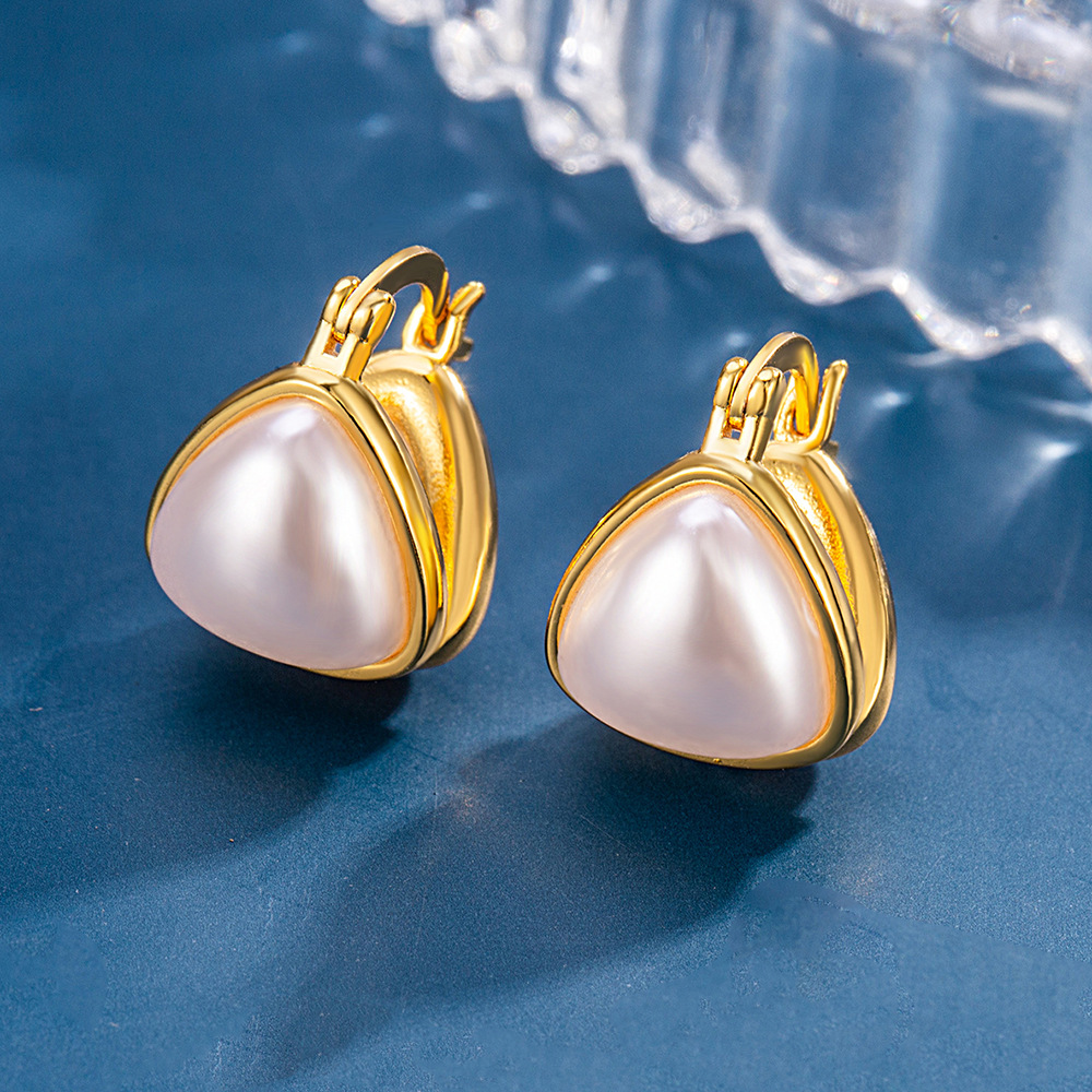 Retro Ear Clip Women's Triangle Fashion