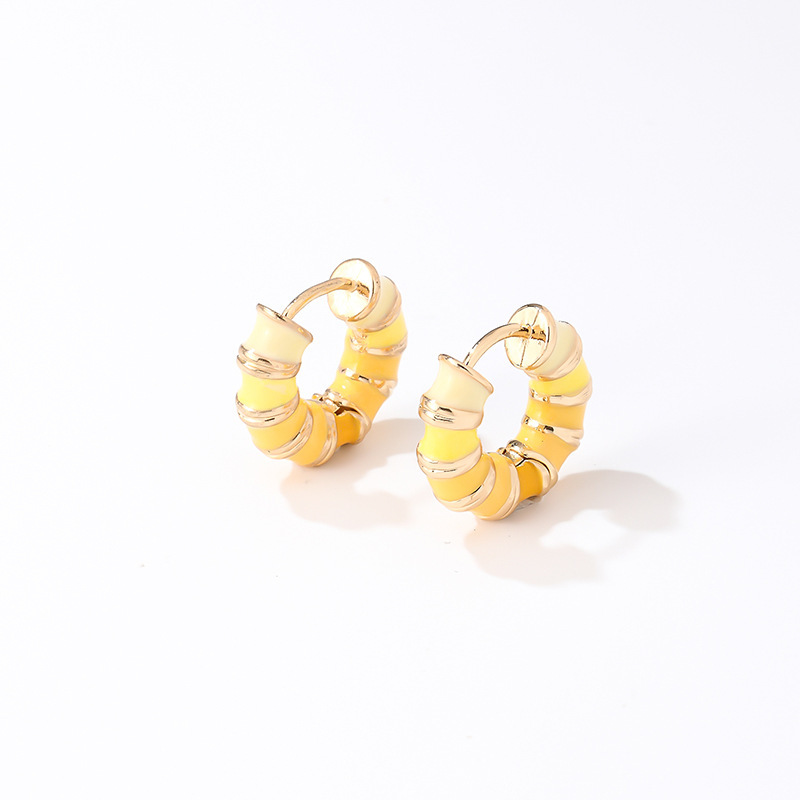 Retro Classy Earrings With A European And American Vibedainty And Versatile