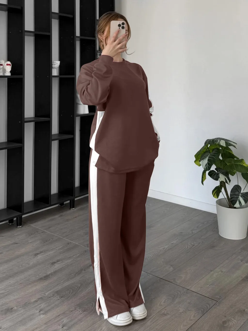 European And American Fashion Casual Exercise Contrast Color Suit - Dark Brown