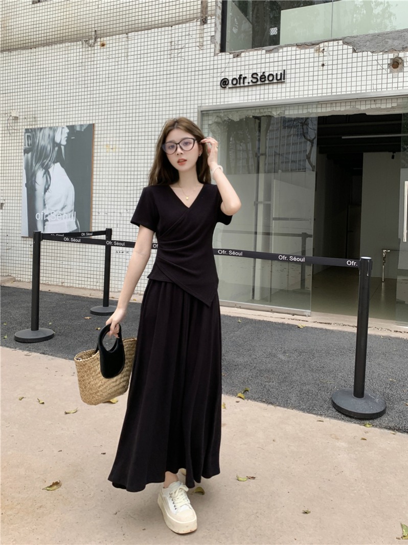 Casual Short-sleeved Top Skirt Elegant Two-piece Set