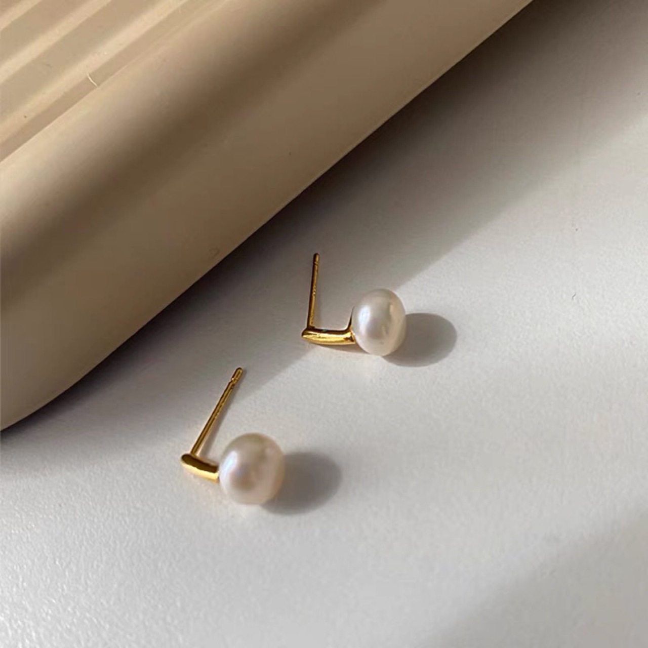 Natural Pearl Earrings Silver Needle Electroplated 18K Gold