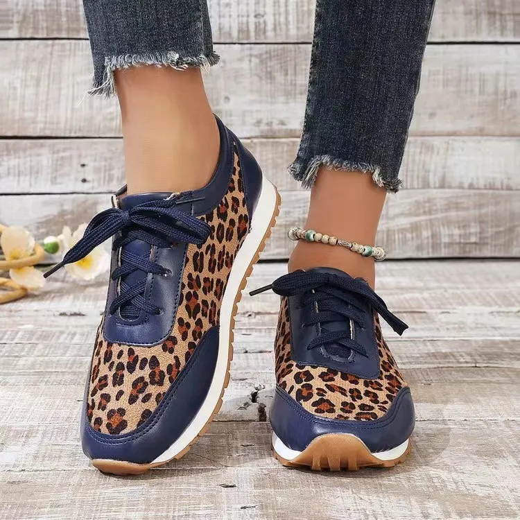 Women's Plus Size Solid Color Sports Leisure Cloth Shoes - Blue