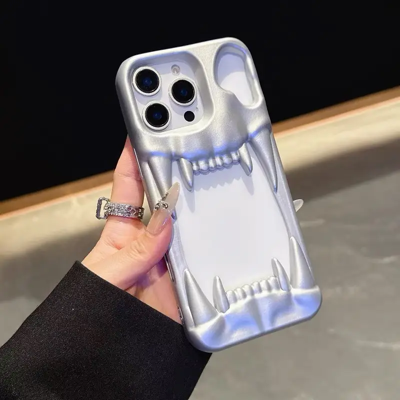 Creative Hollow Tiger Tooth Phone Case