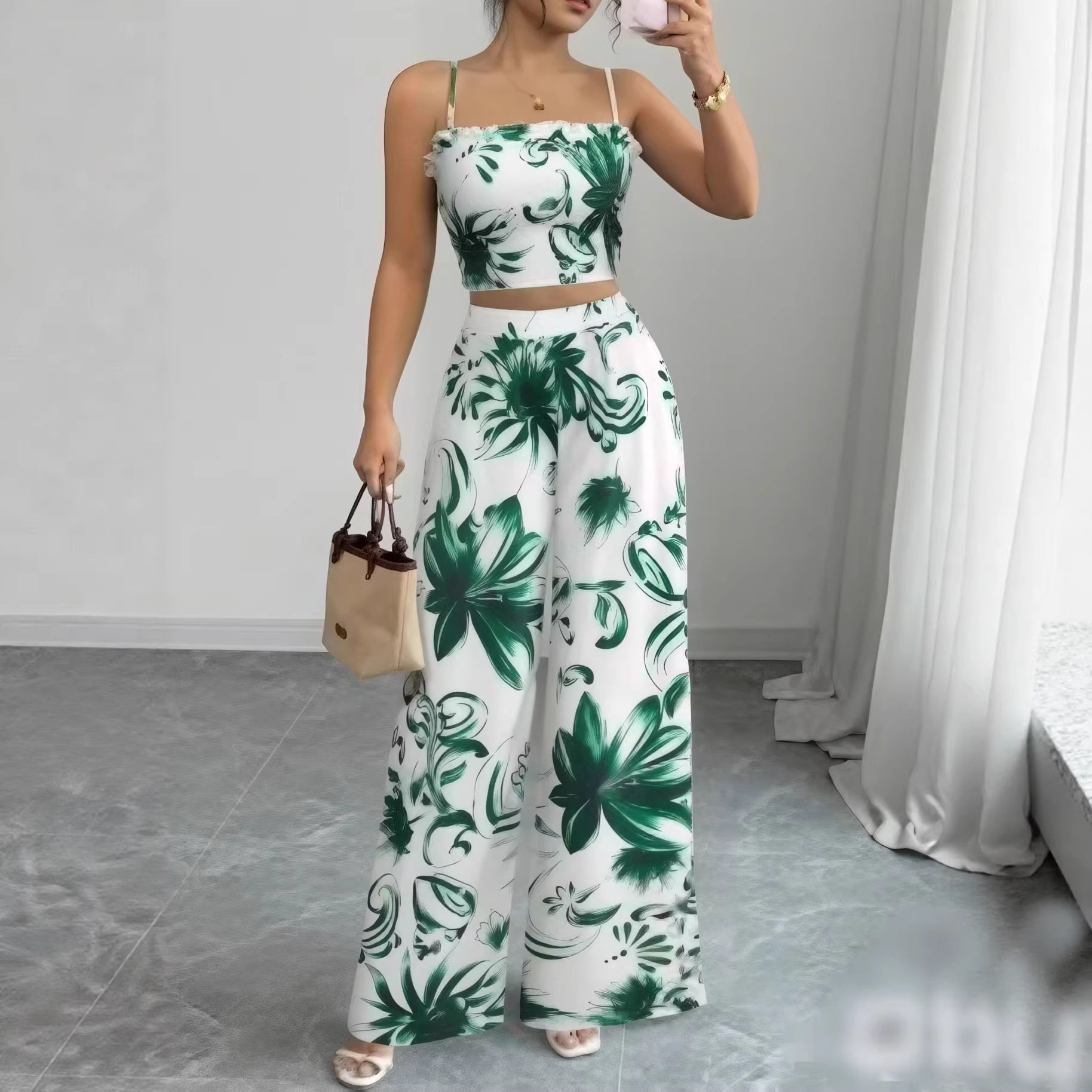 Womens Slim-Fit Fashionable Jumpsuit With Straps And Print For Casual Wear