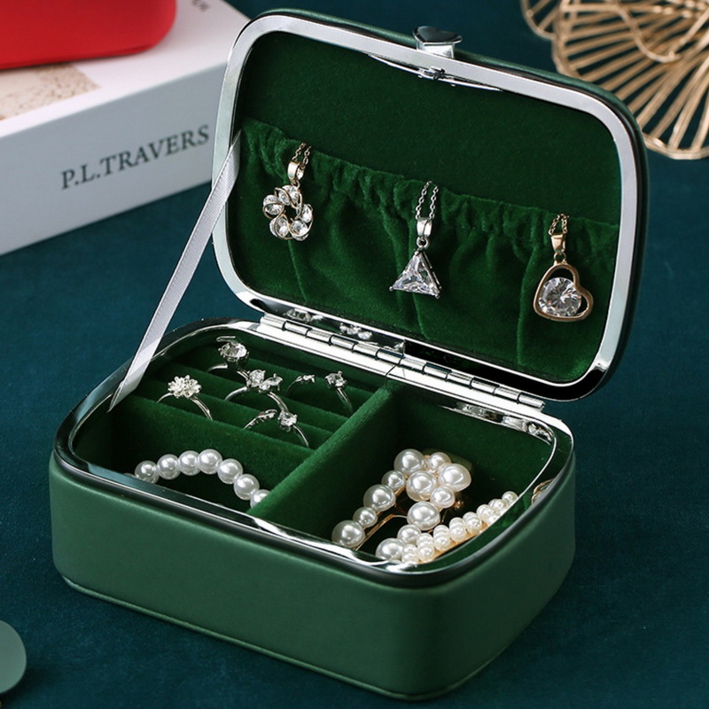 Simple And Fresh Ring And Earring Portable Small Jewelry Storage Box