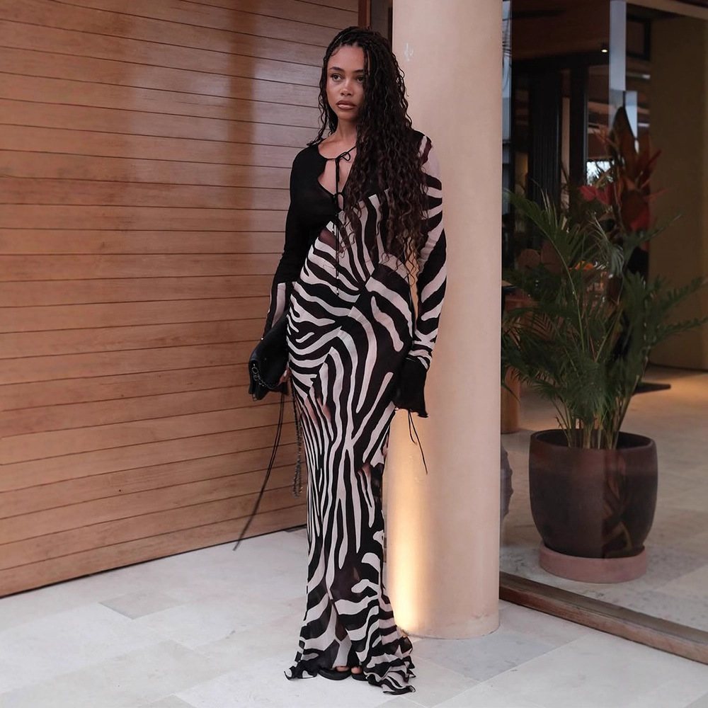 Fashionable Sexy V-neck Slim-fit Dress For Women