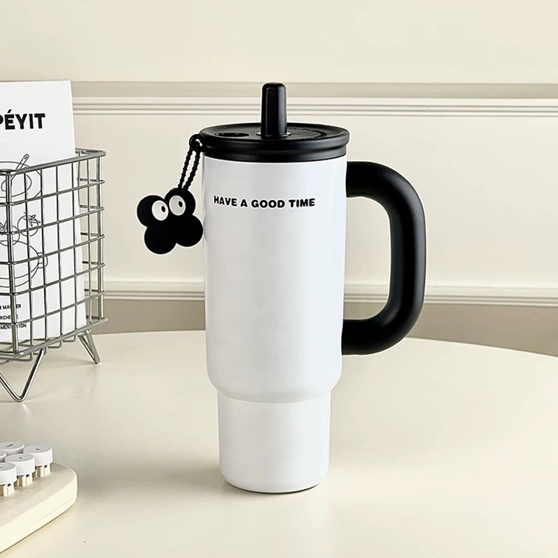 Sleek, High-end Solid-color White Mug