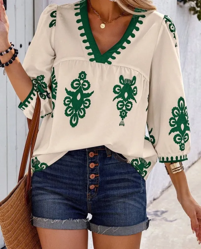 Short sleeve Digital print V neck T shirt Green - Shop at LoveMi