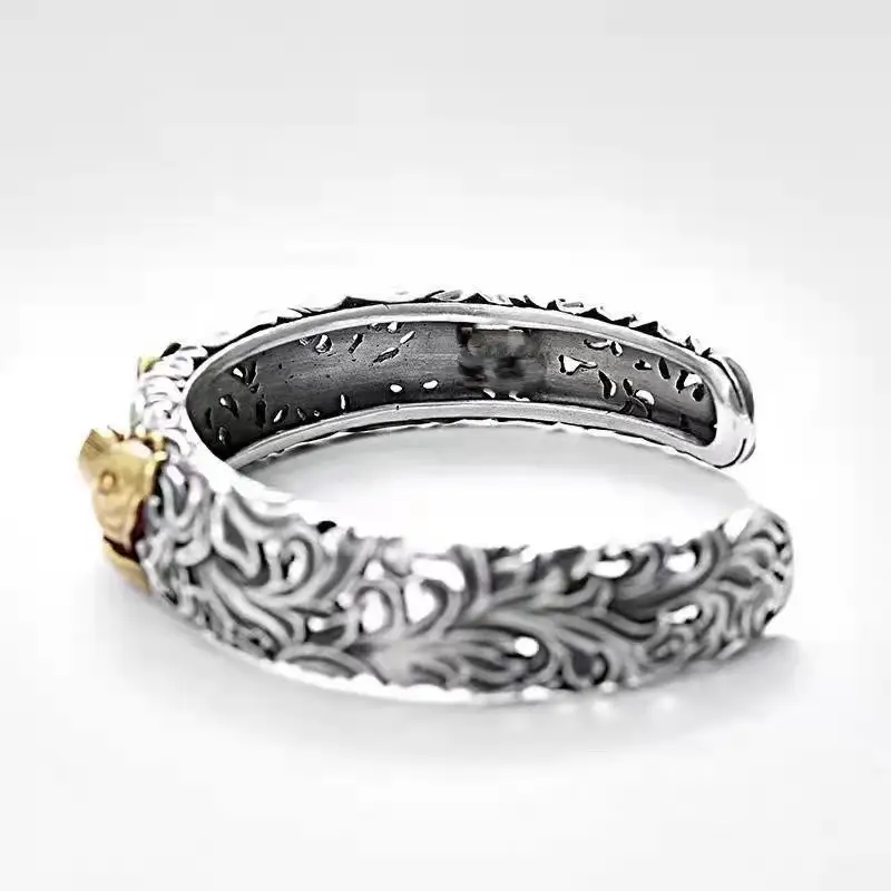 Chinese Style Two-color Electroplated Koi Tangcao Pattern Bracelet