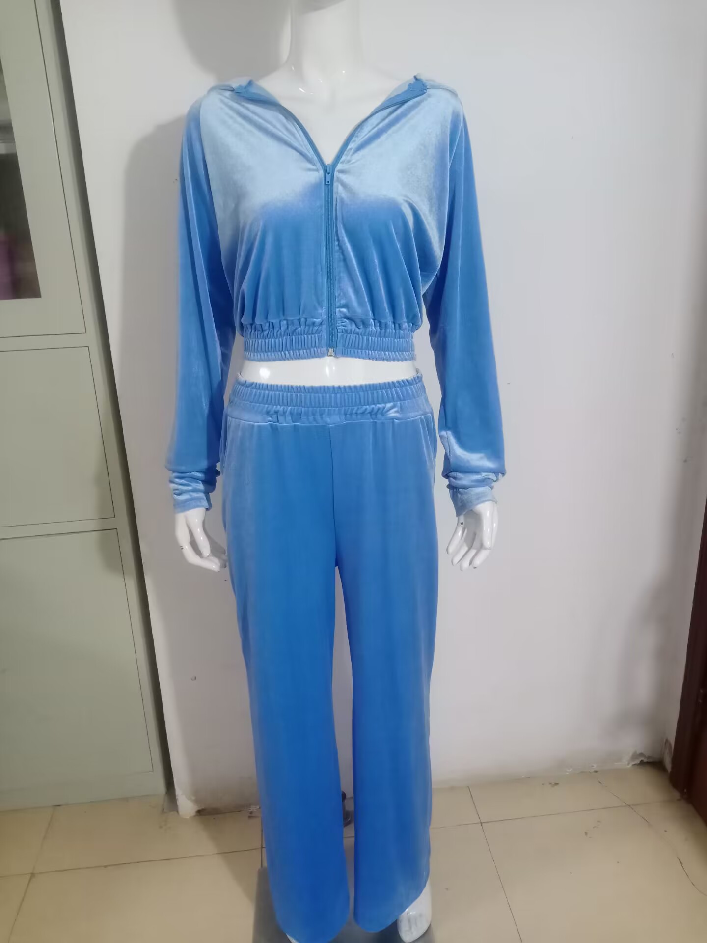 https://cf.cjdropshipping.com/quick/product/16e3d983-fe89-4266-ba3c-a04dafc99068.jpg