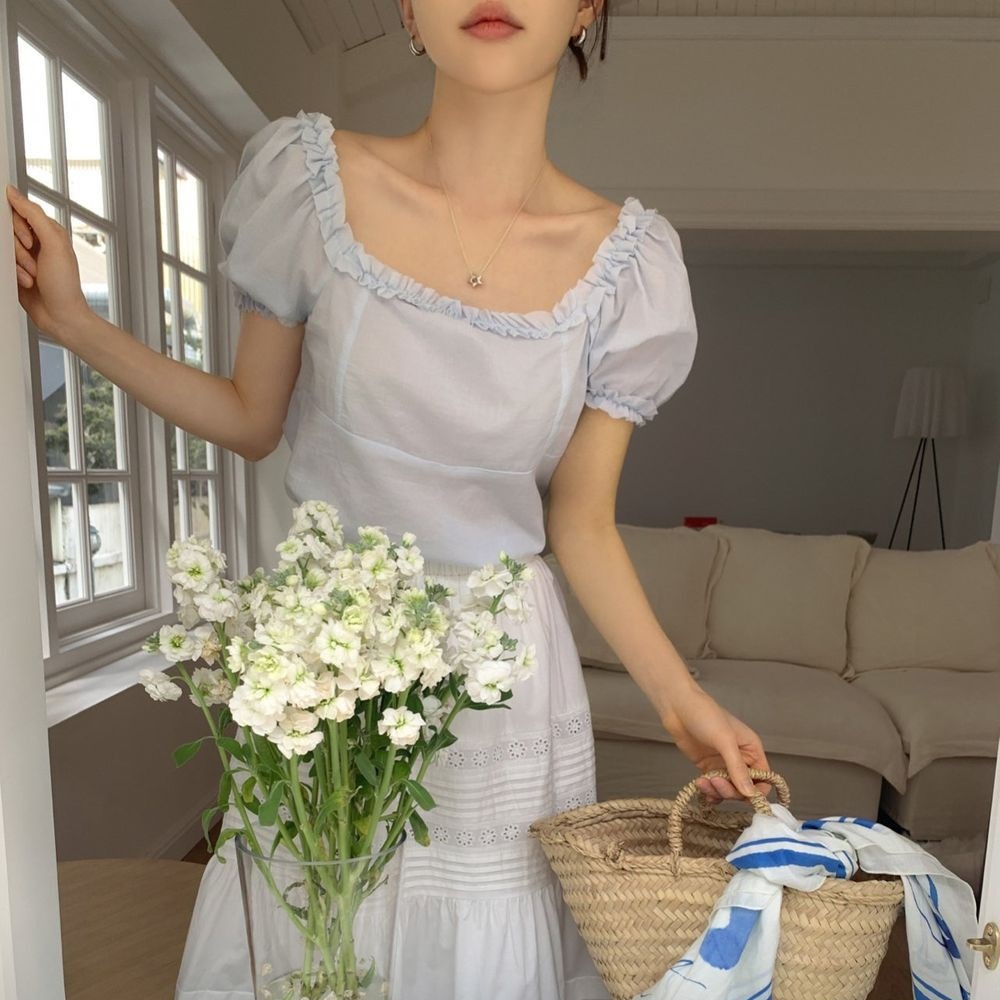 Wood Ear Mushroom-patterned Ruffled-trim Square-neck Puffed-sleeve Shirt 5