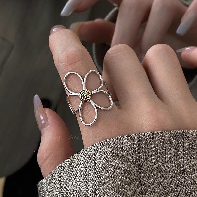 Retro Garland Women's Cold Wind Minority Simple Fashion Ring