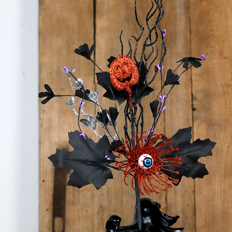 Halloween eyeball pumpkin pick ornament (black)