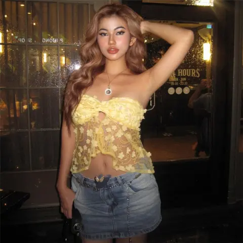 Women's Slim Fit Fit Tube Top Backless Sequined Vest