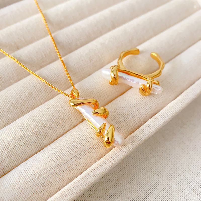 A Niche Light-luxury High-end Open Ring