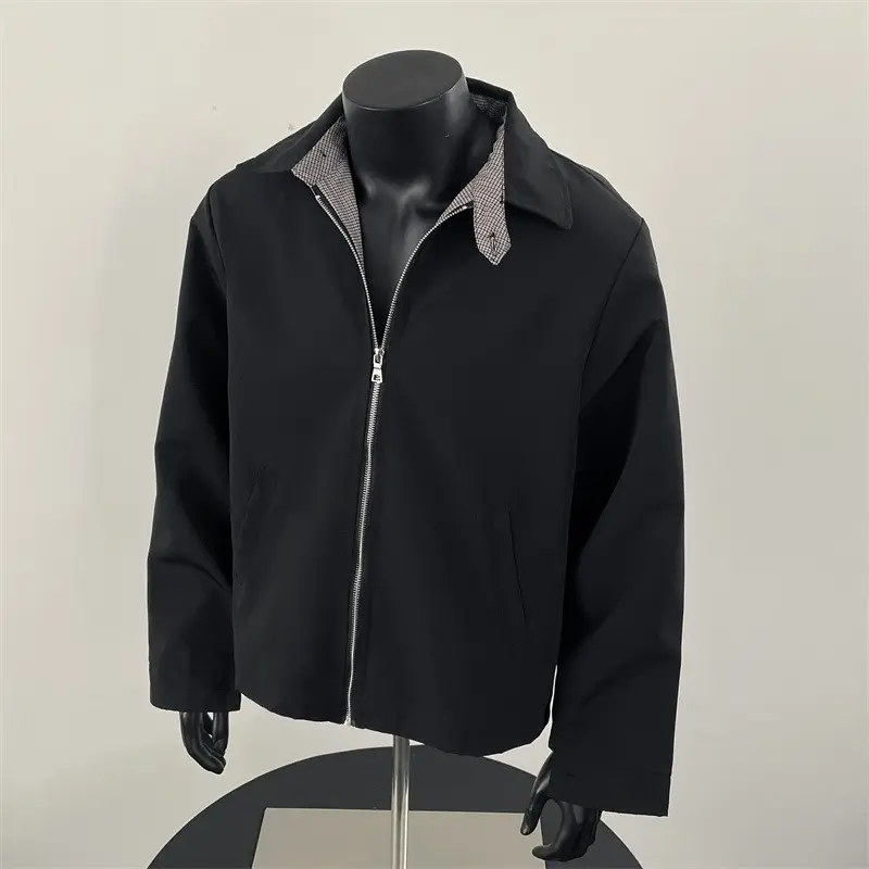Three-dimensional Tailored Houndstooth-lined Mens Coat