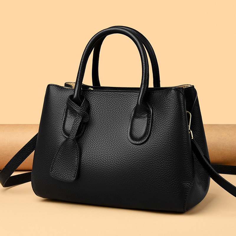 Multifunctional Tote Bag Perfect For Work And Commuting