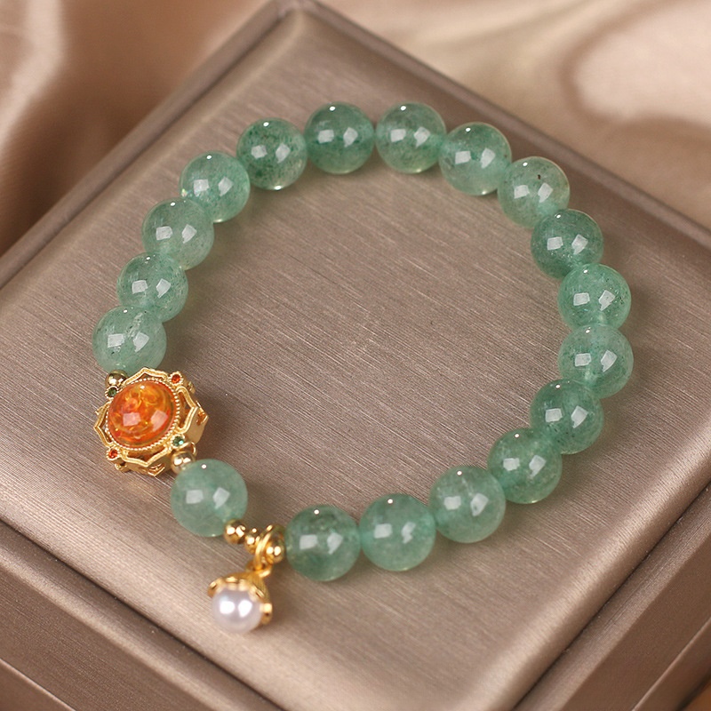 Natural Green Strawberry Quartz Bracelet Special-interest Design Light Luxury Exquisite