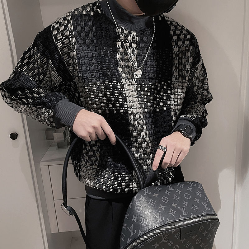 New Men's Color Matching Fashion Brand Classic Style Casual Texture Sweater