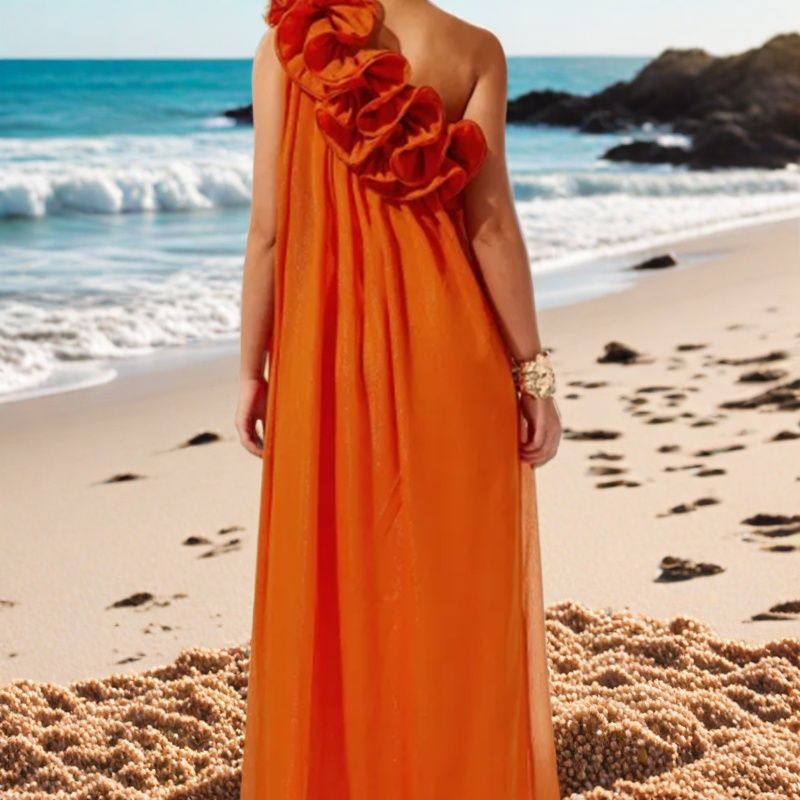 Women's Three-dimensional Flower Pleated Strapless Sloping Shoulder Backless Dress