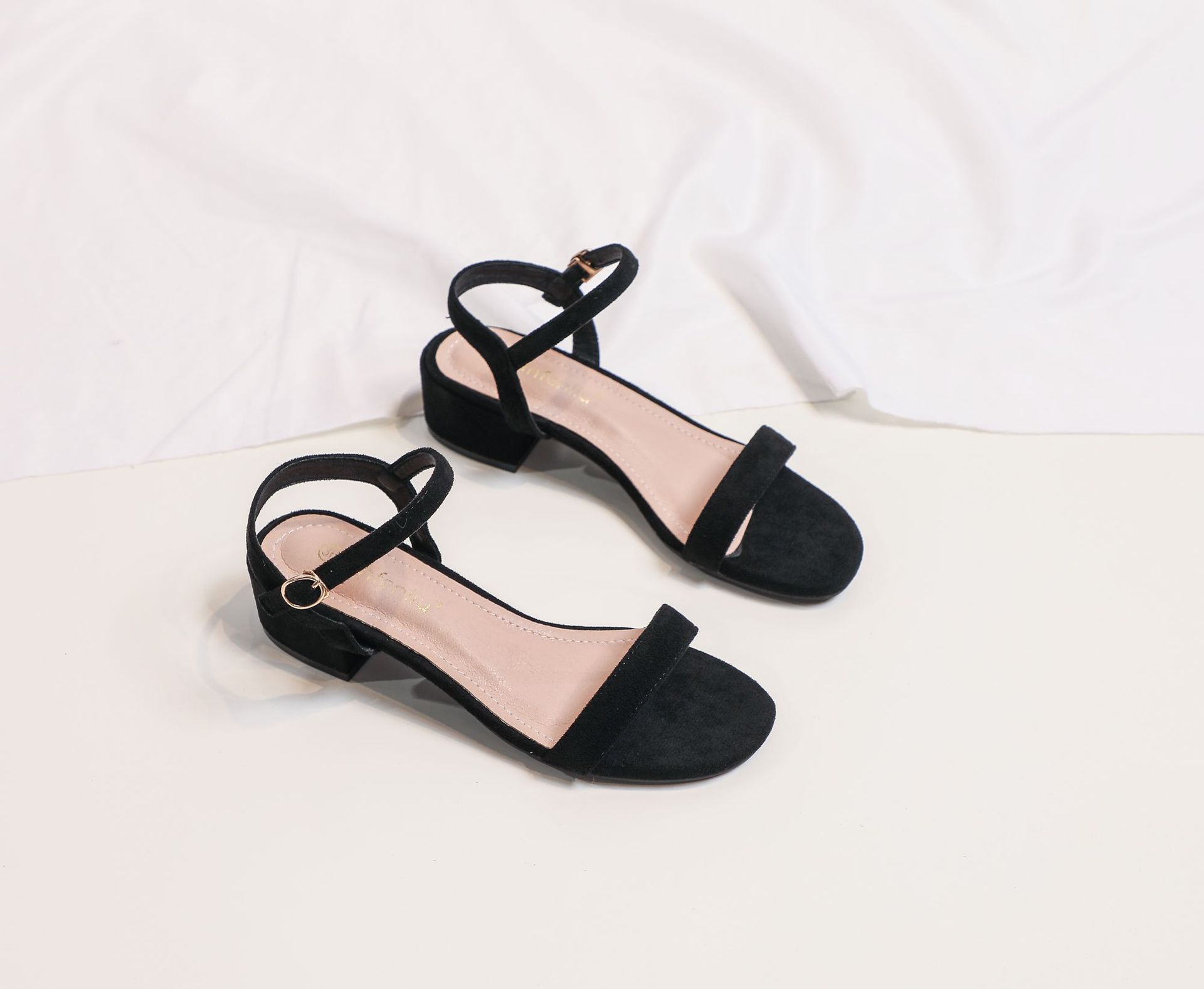 Single-strap Chunky-heeled Mid-height Black Versatile Summer Sandals