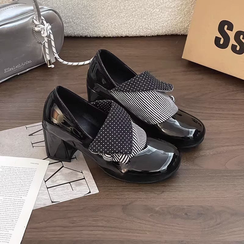 Buckle High Heels, picture 4 of 4