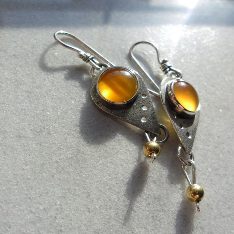 Vintage Waterdrop-Shape Inlaid Amber Earrings For Women