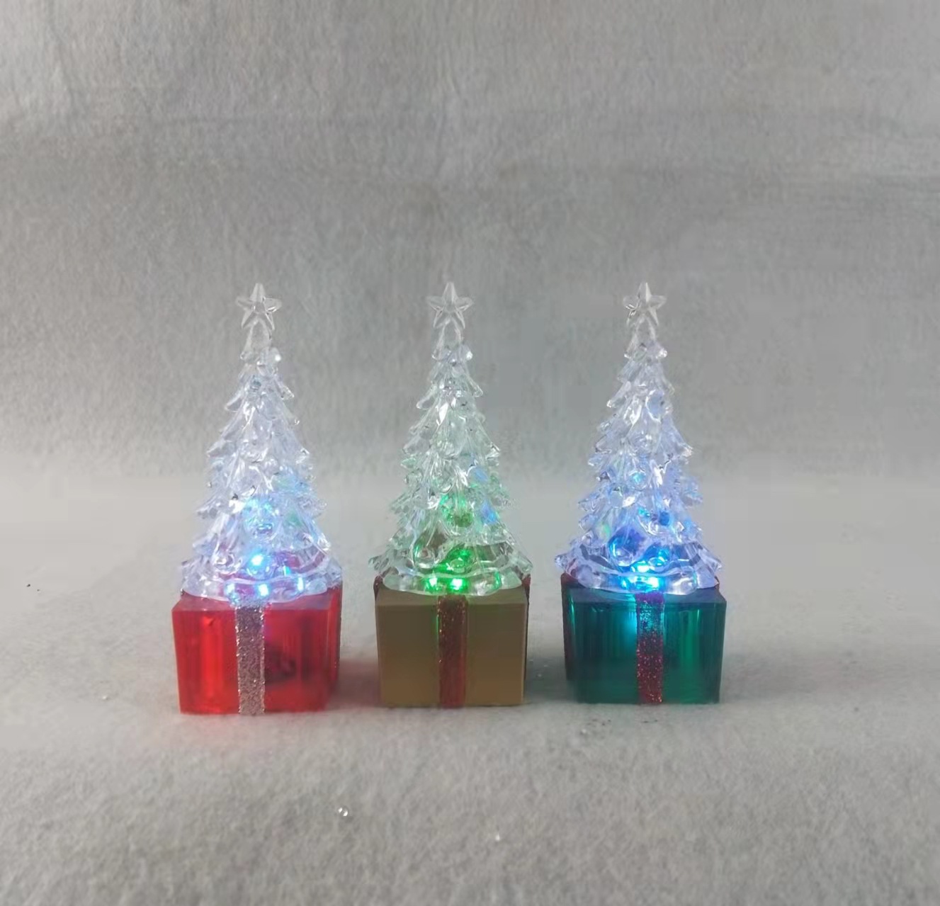 Title 5, Colorful Acrylic Gift Christmas Tree Decorations