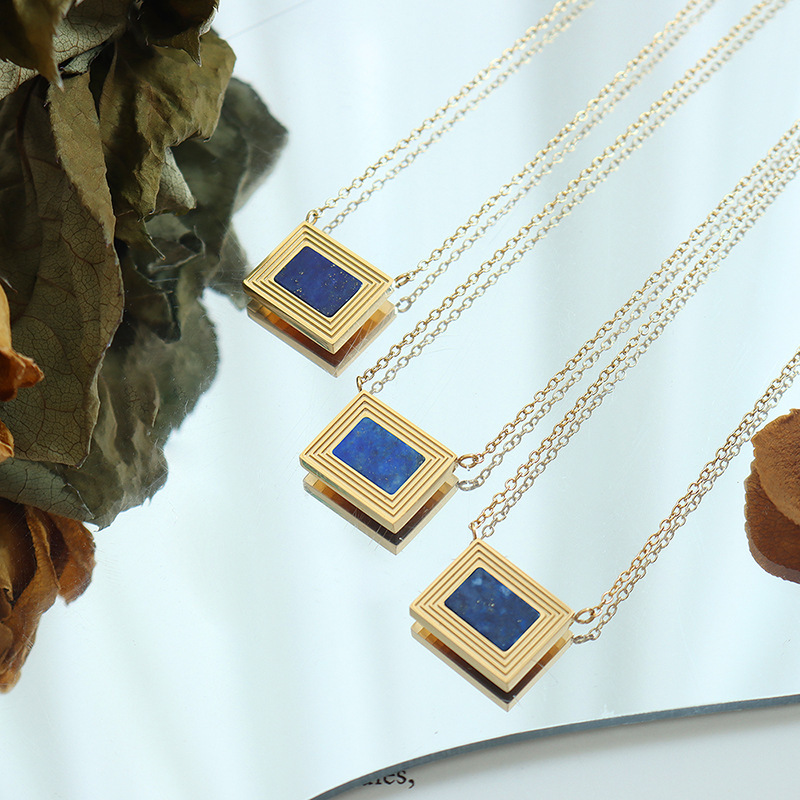 French-style Square Oil Painting Lapis Lazuli Necklace