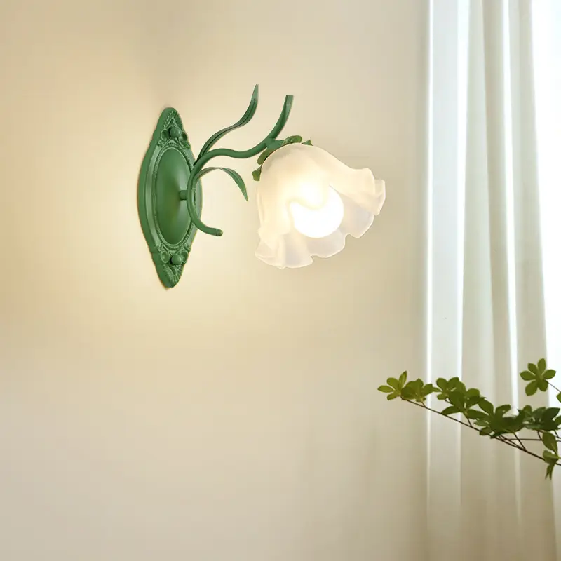Sleek Minimalist Wall Lamp