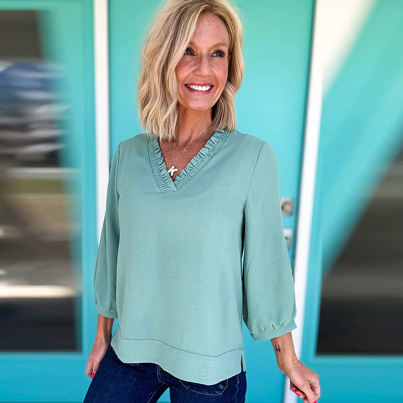 Solid Color And V-neck Women's Loose Casual Chiffon Shirt Top