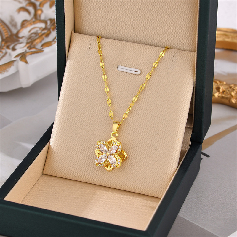 Korean-style Rotating Four-Leaf Clover Pendant - 3