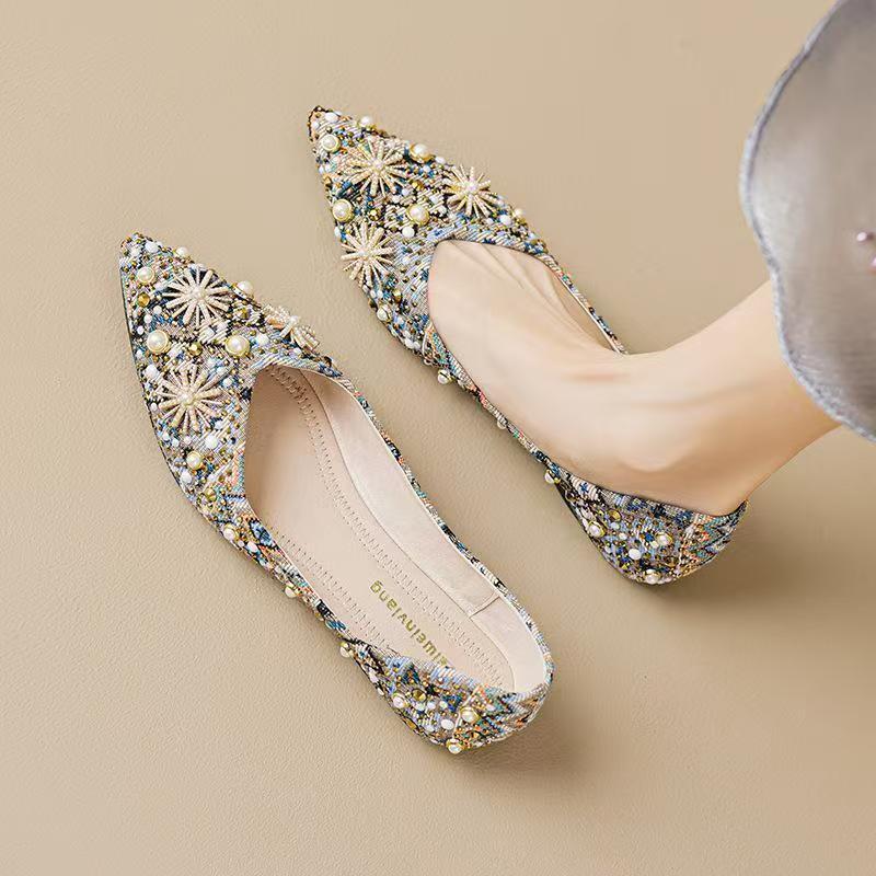 Pointed Toe Slip-On Flats, picture 4 of 6