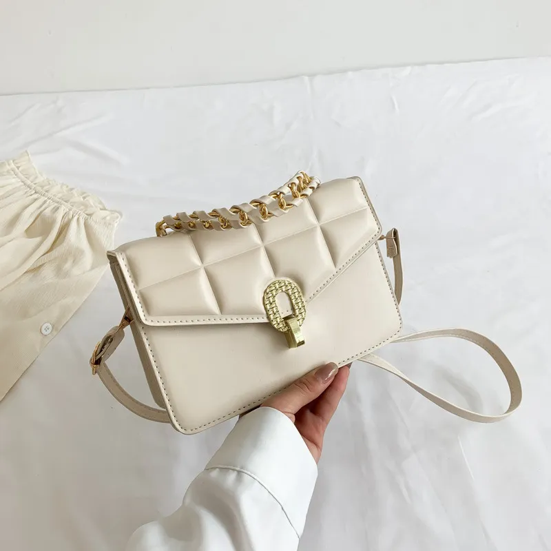 Women's Fashion Leisure Chain Portable Lock Shoulder Messenger Bag - Beige