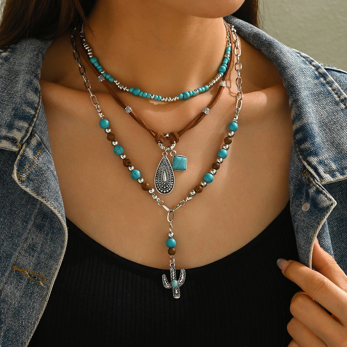 Western Cowboy-Style Turquoise Necklace Set
