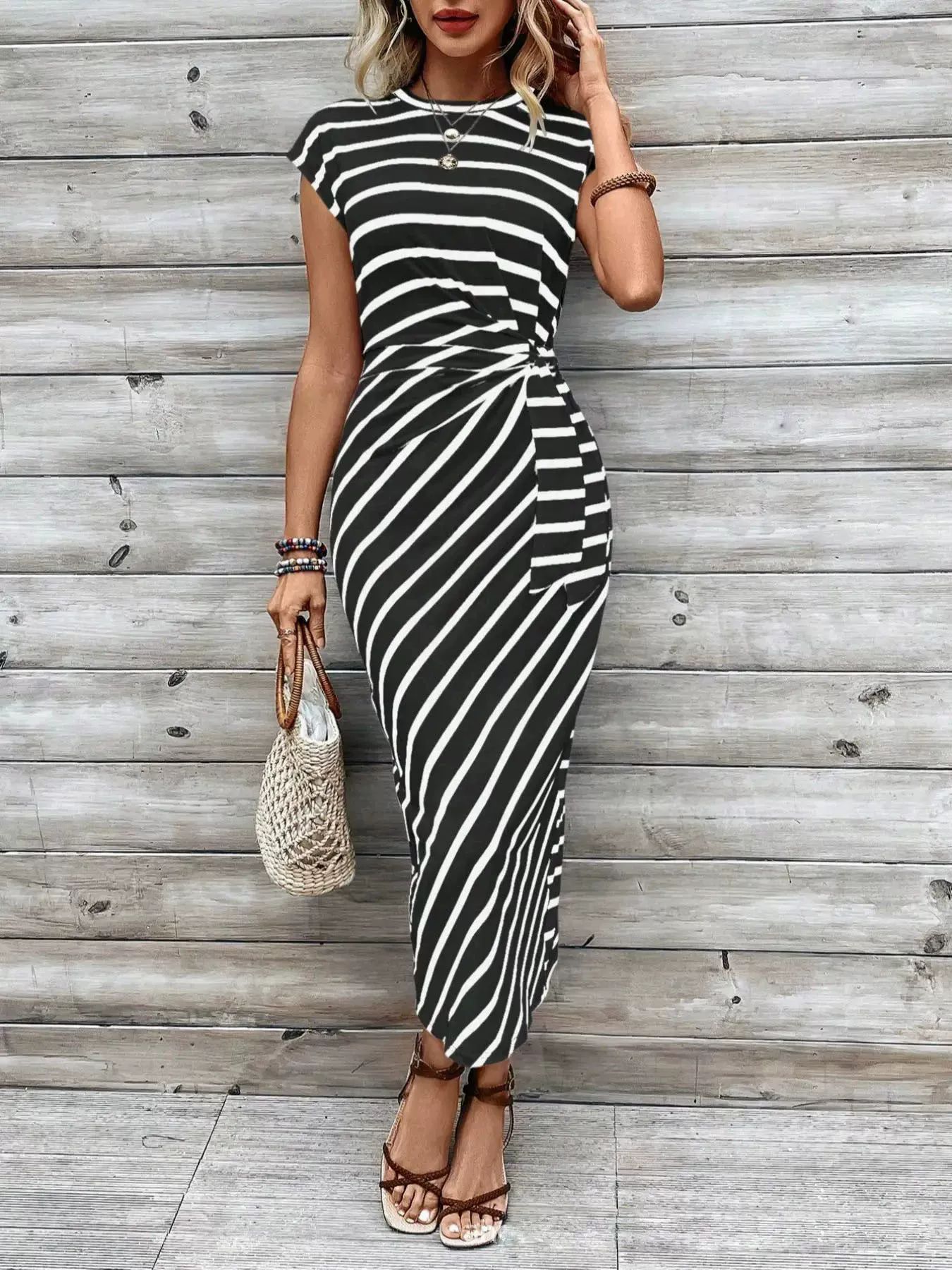 Elegant Waist Strap Striped Round Neck Short Sleeve And Long Pattern Dress Black And White Stripes - Shop at LoveMi