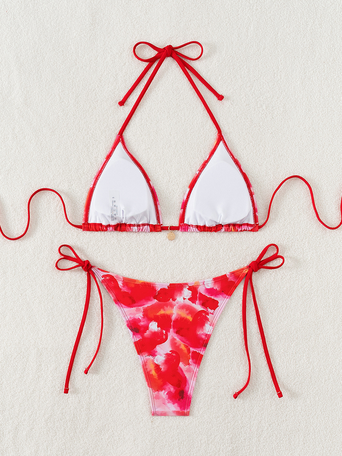 Title 13, Damen Bikini Split mit Print und Schnürung. Der...