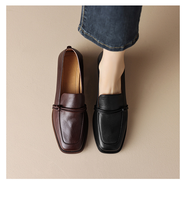 Women’s Retro Minimalist Mid-Heel Leather Shoes