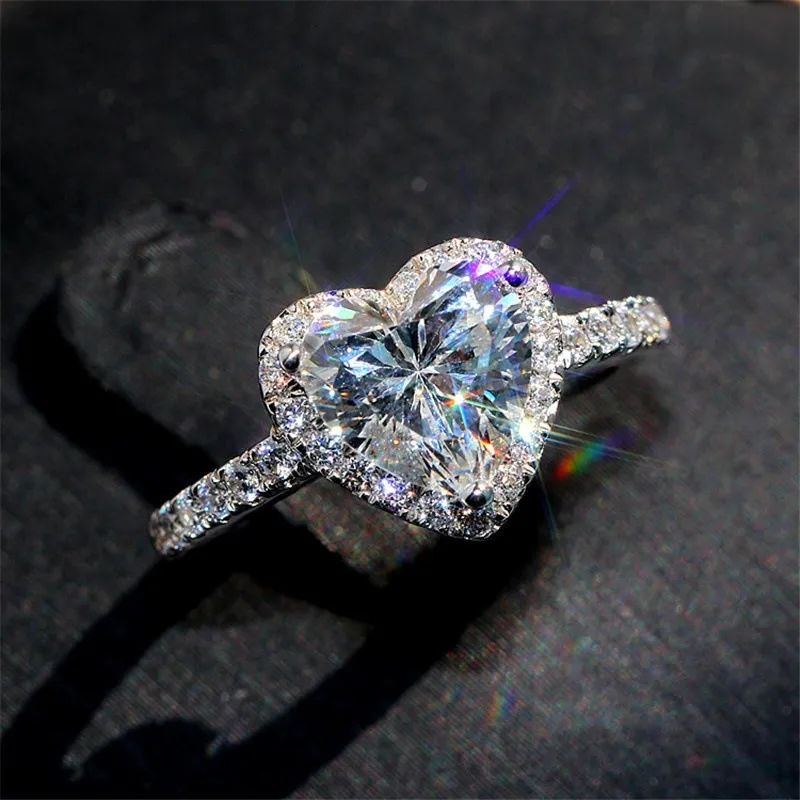 Heart-shaped Ring - Ring